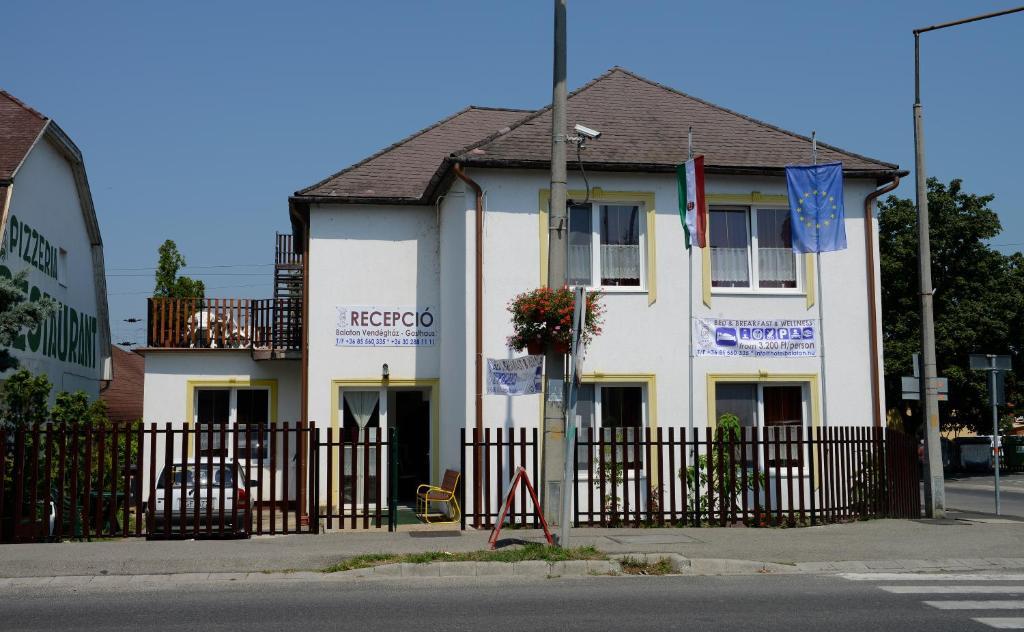Balaton Vendeghaz Fonyod Hotel Exterior photo